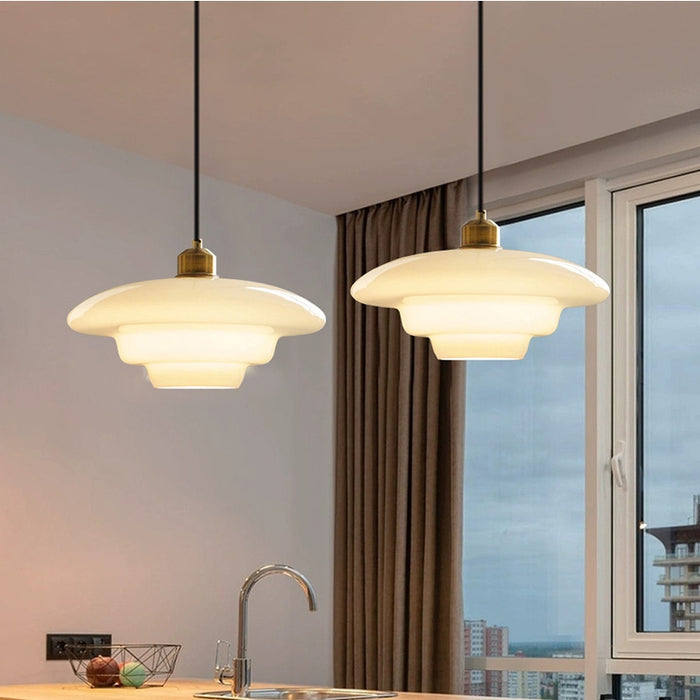 Aeris | Pendelleuchte aus Glas im Weichen Retro-Look