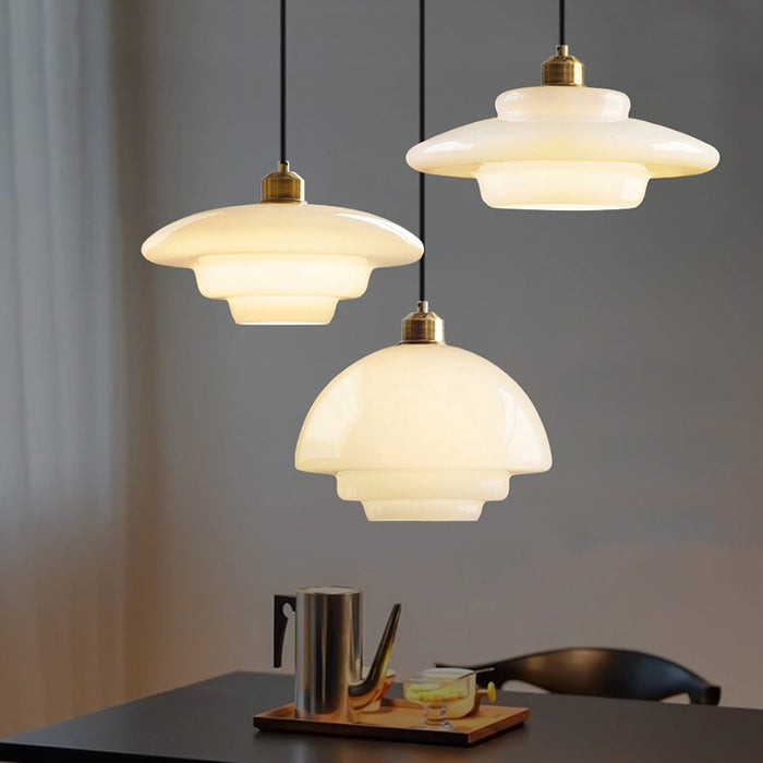 Aeris | Pendelleuchte aus Glas im Weichen Retro-Look
