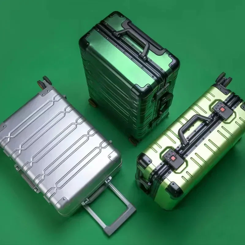 Aluminium Rollkoffer Modern | Rote Rollenakzente