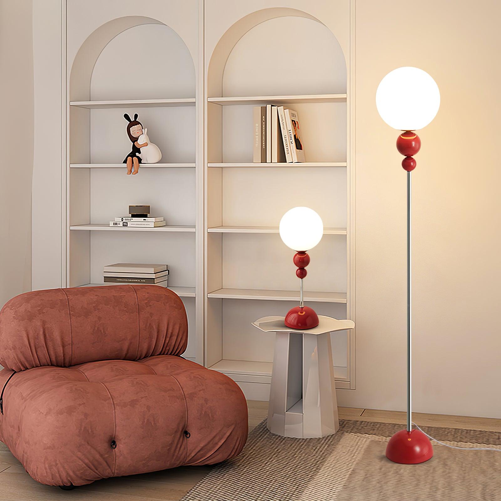 Clavel's Sanfte Ästhetik | Stehlampe mit Kugelstruktur und Glaskugel
