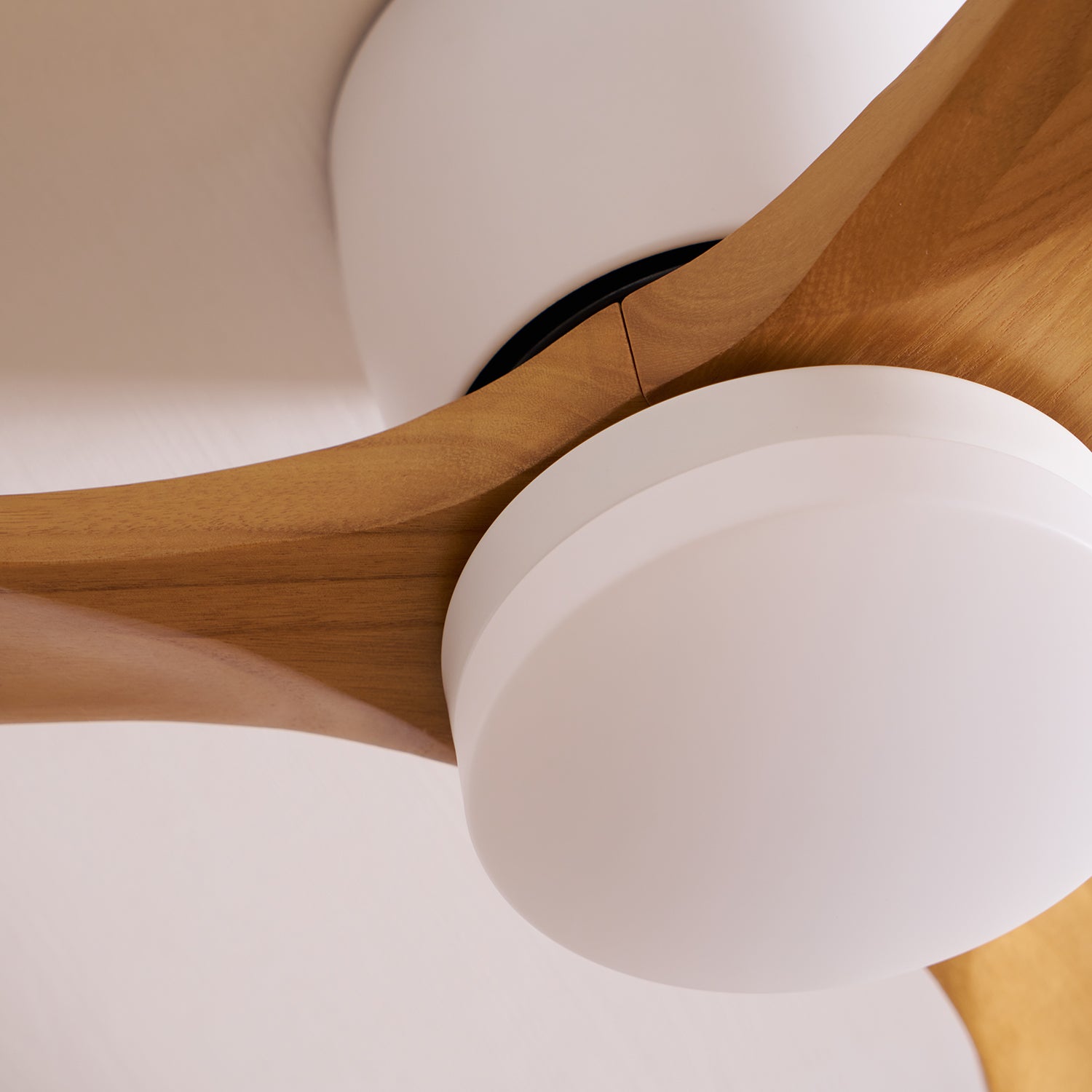 Deckenventilator Holz LED Design | Wohnzimmer
