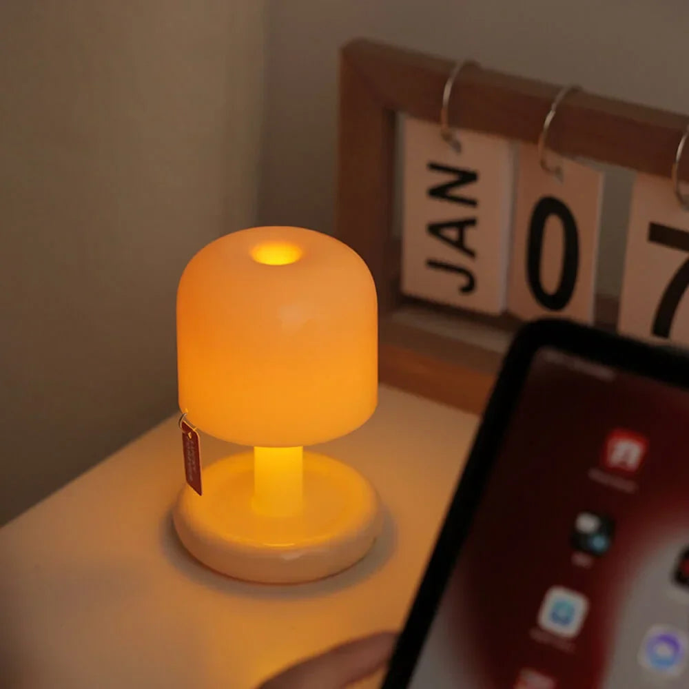 Elio | LED Nachttischlampe im Mini-Sonnenuntergangsdesign