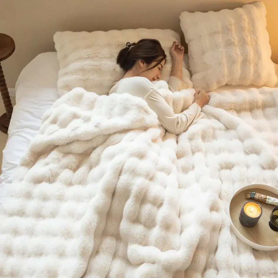 Lani | Flauschige Plüschdecke mit Struktur-Design