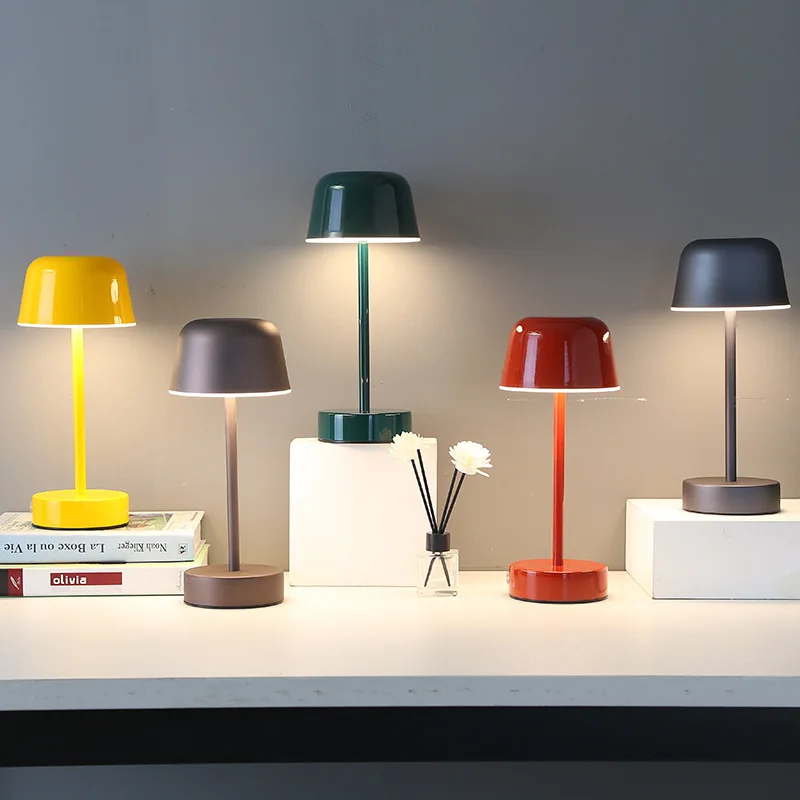 Nachttischlampe Modern Kuppelschirm | Schlafzimmer