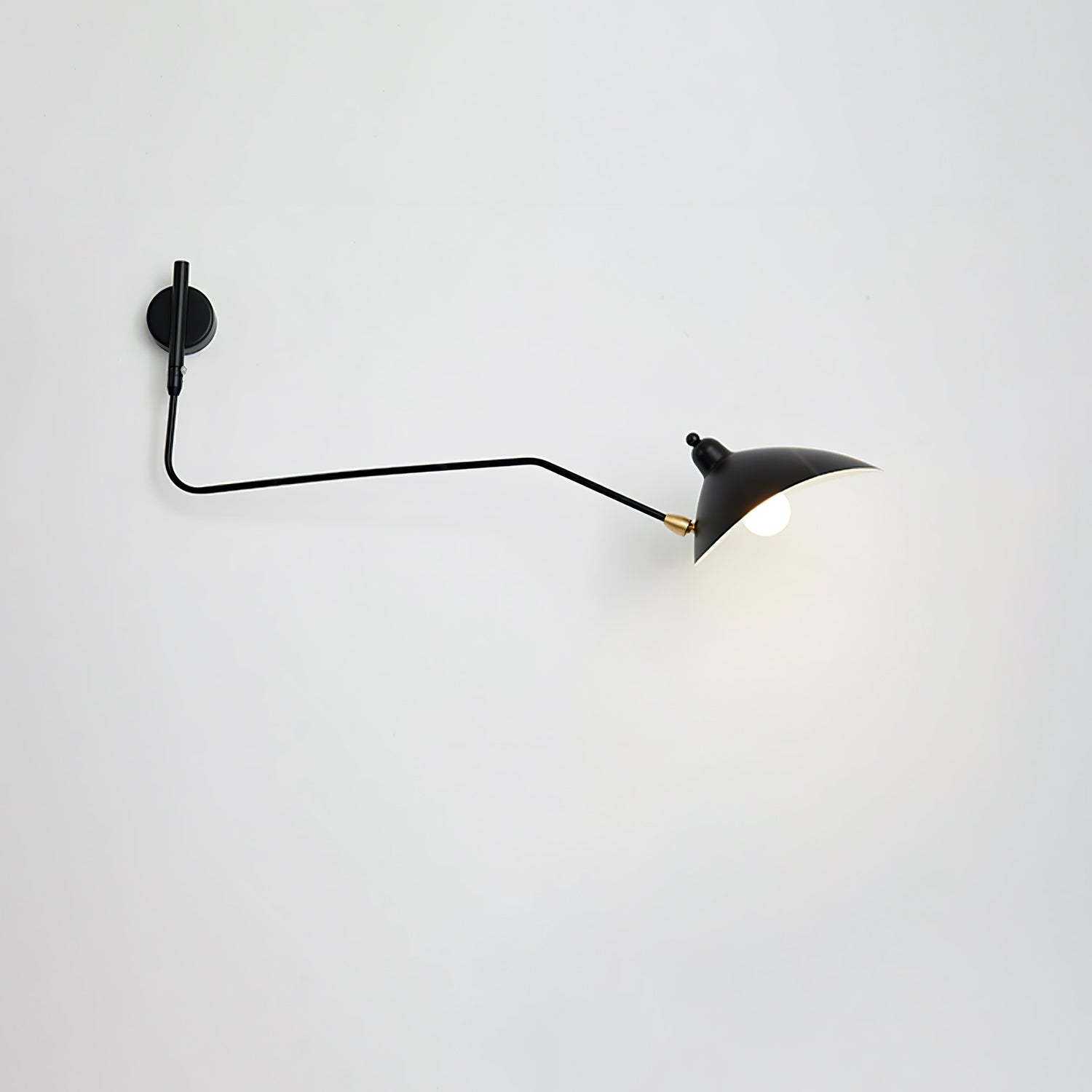 Nerio | Schwenkbare Designer-Wandleuchte