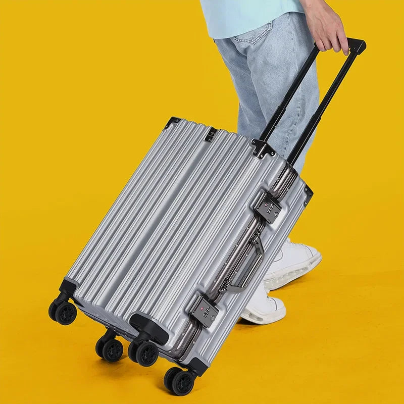 Nico | Aluminiumrahmen Hartschalenkoffer im strukturierten Design