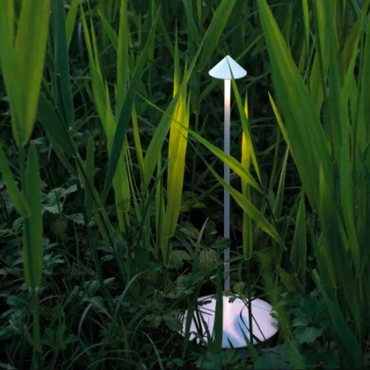 Nilo | Kabellose LED-Tischleuchte im minimalistischen Design