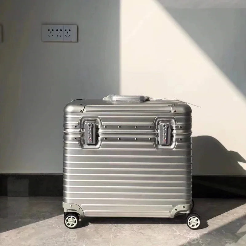 Noa | Aluminium-Magnesium Hartschalenkoffer für stilbewusste Reisende