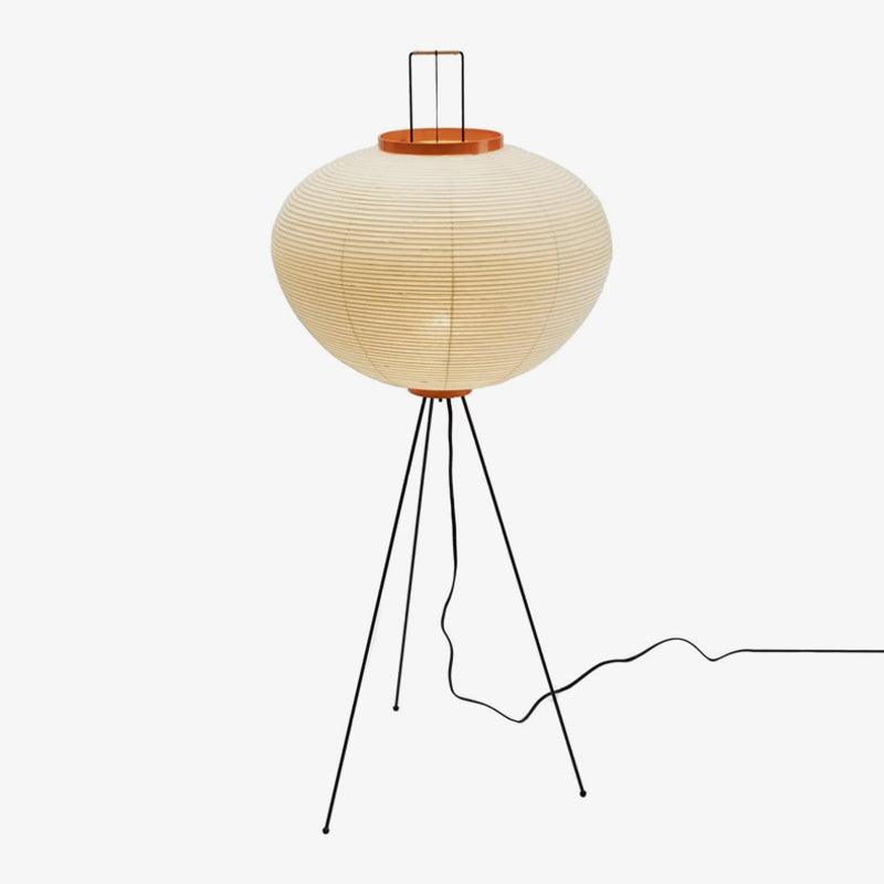 Sayo's Minimalistischer Look | Stehlampe mit runder Papierform