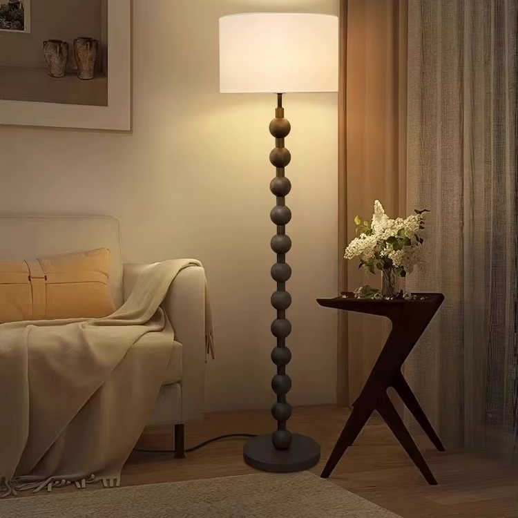 Stehlampe Skulptural Modern | Wohnzimmer