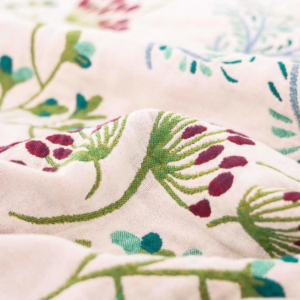 Tagesdecke mit Wildblumenmuster für Bett & Sofa