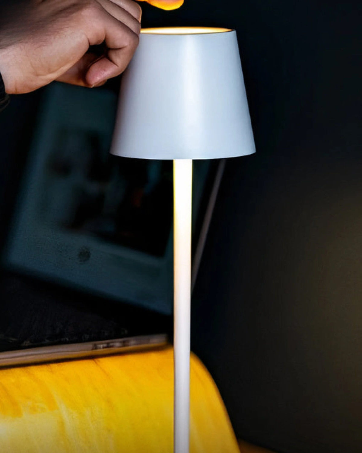 Tischlampe Metall Modern LED | Wohnzimmer