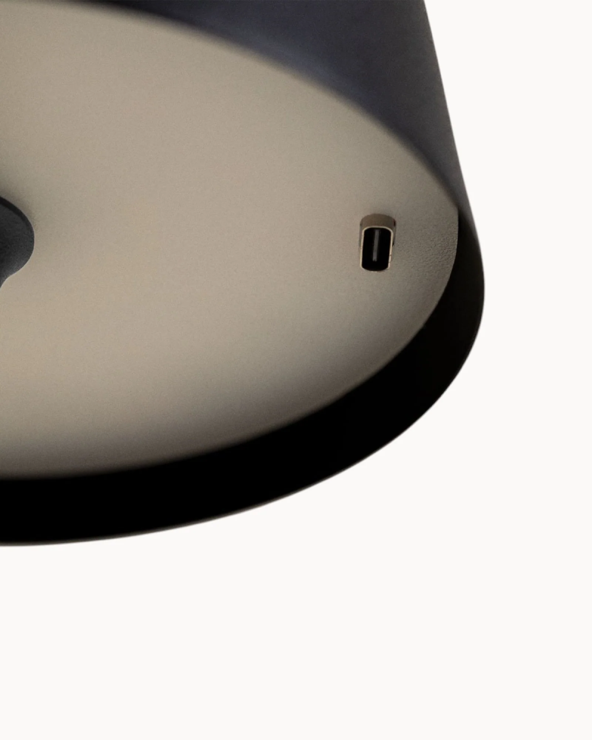 Tischlampe Metall Modern LED | Wohnzimmer