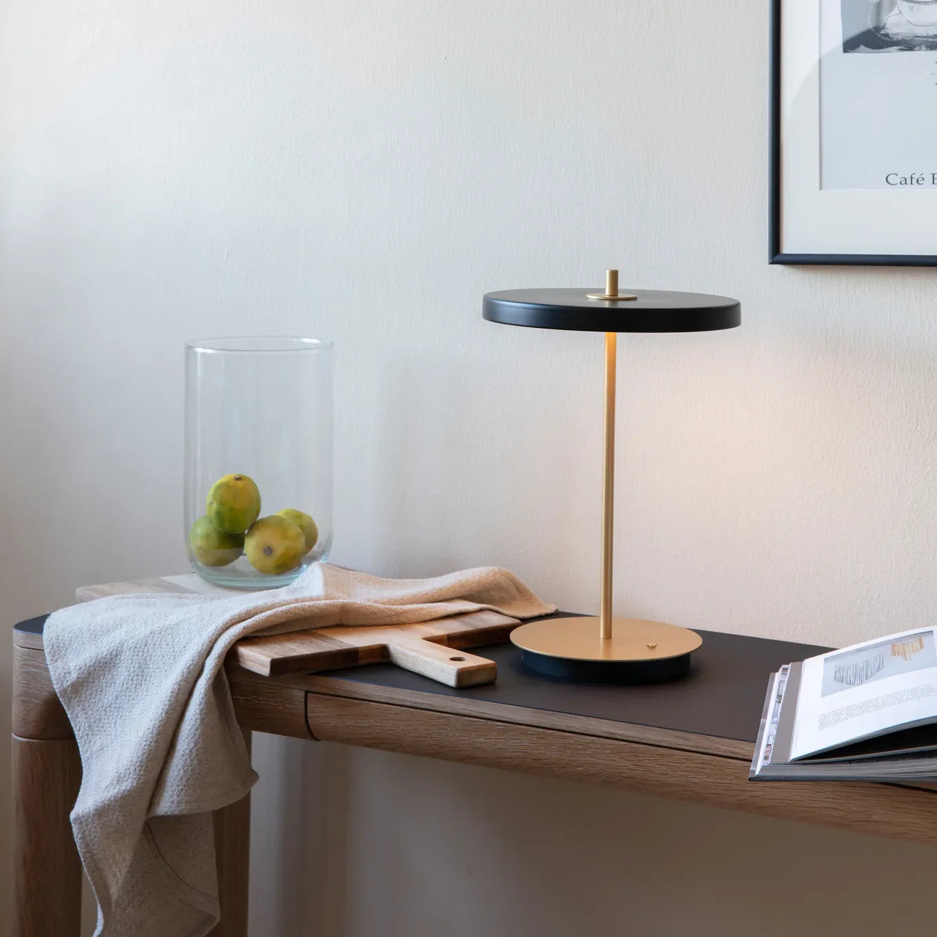 Tischlampe Modern LED Design | Wohnzimmer