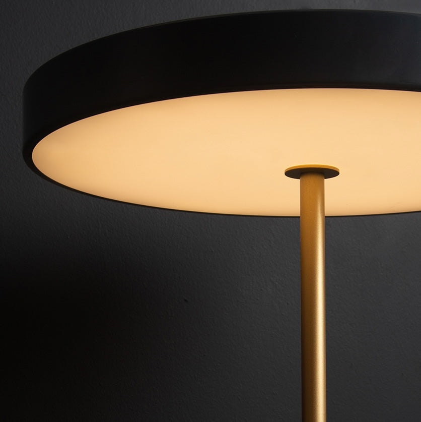 Tischlampe Modern LED Design | Wohnzimmer