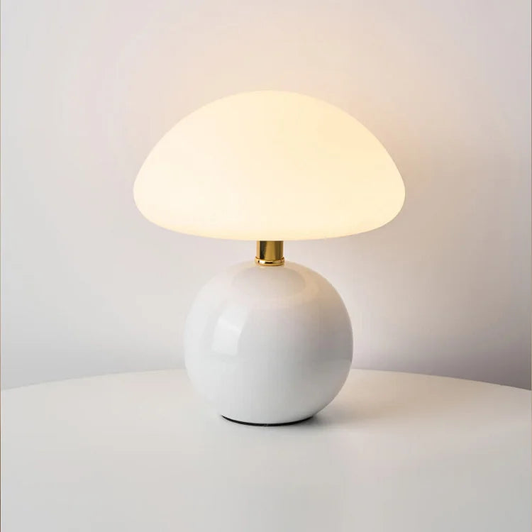 Camille | Elegante Pilz-Tischlampe im französischen Design