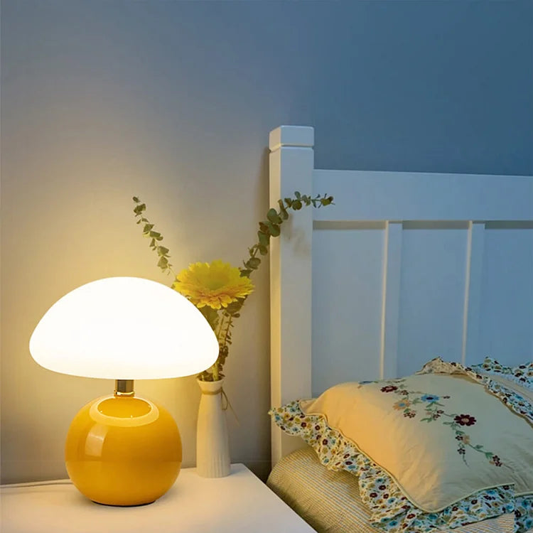 Camille | Elegante Pilz-Tischlampe im französischen Design
