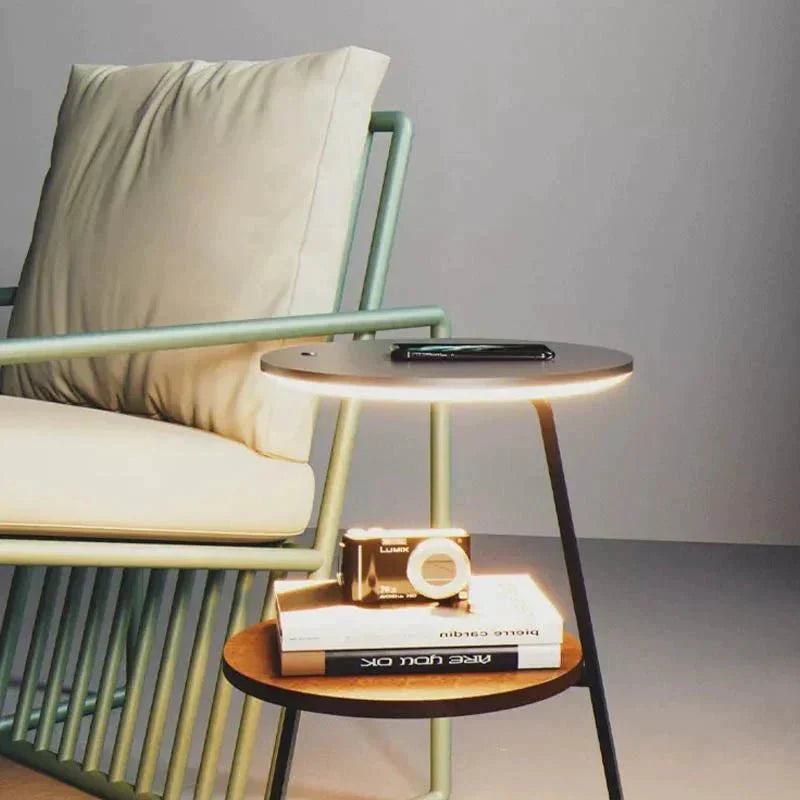 Lino | Moderner Beistelltisch mit Lampe