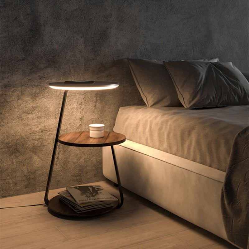Lino | Moderner Beistelltisch mit Lampe