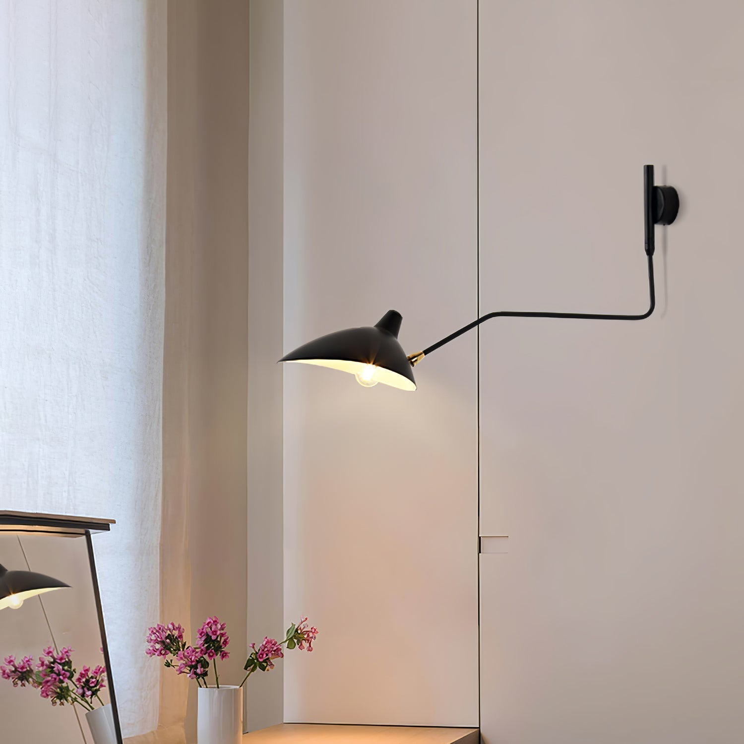 Nerio | Schwenkbare Designer-Wandleuchte