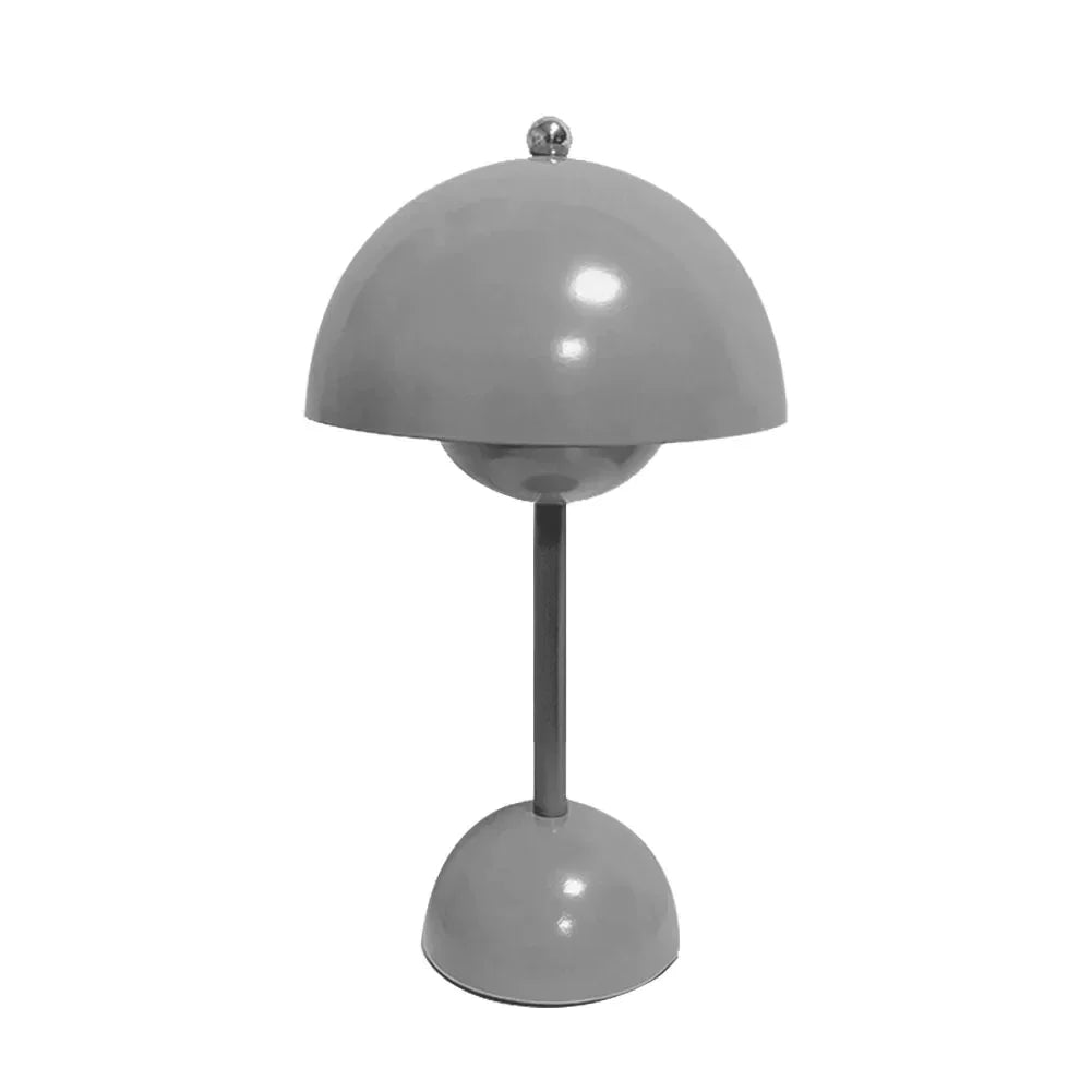 Nuvio | Nordische LED Schreibtischlampe im Retro-Design