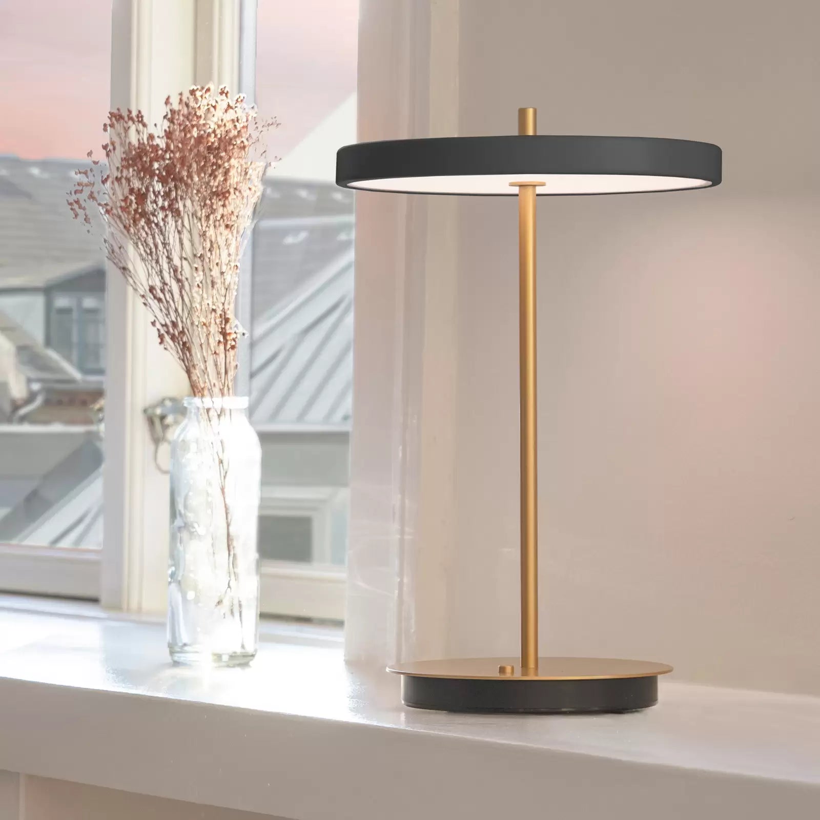 Tischlampe Modern LED Design | Wohnzimmer
